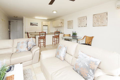 Burleigh Palms Holiday Apartments - Hobart Tourism 25