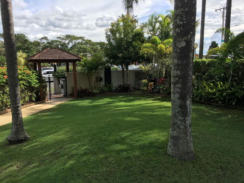 Burleigh Palms Holiday Apartments - Hobart Tourism 21