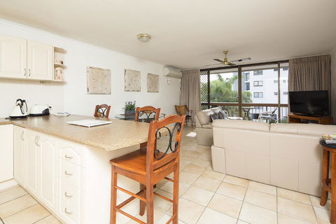 Burleigh Palms Holiday Apartments - Hobart Tourism 31