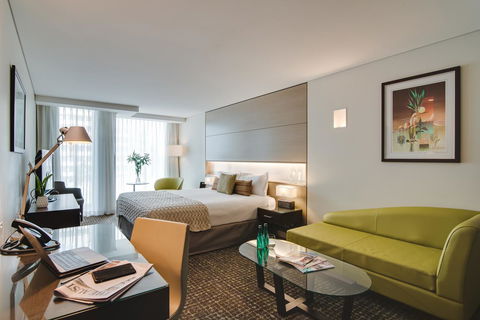 The Point Brisbane Hotel - Hobart Tourism 13