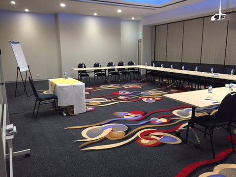 Alexandra Hills Hotel - Tourism TAS 1