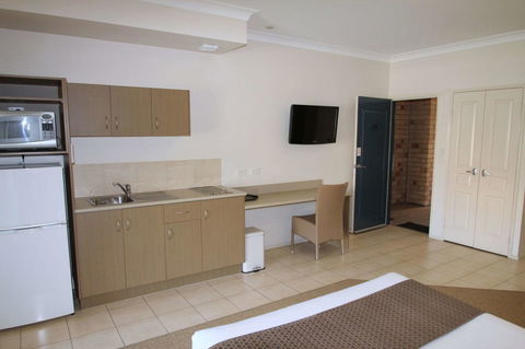 Midlander Motor Inn - Tourism TAS 22