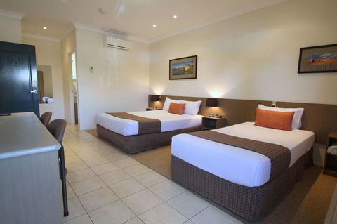 Midlander Motor Inn - Tourism TAS 23