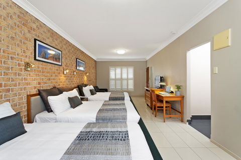 Coopers Colonial Motel - Hobart Tourism 3