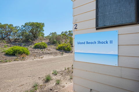 Kangaroo Island - Island Beach Shack - Hobart Tourism 4