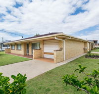 Lowset Sweetie Central to Everything - Partridge St Bongaree - Tourism TAS