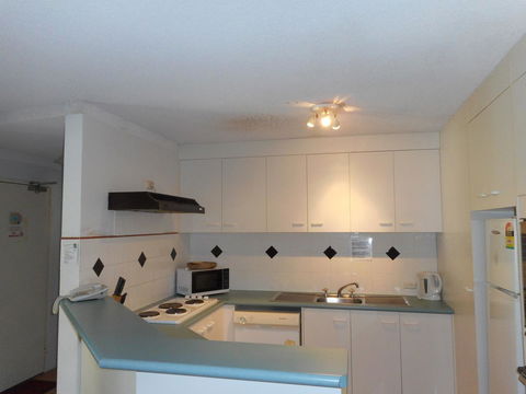 Placid Waters Holiday Apartments - Hobart Tourism 12