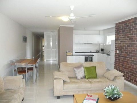 The Gums Anchorage - Tourism TAS 31