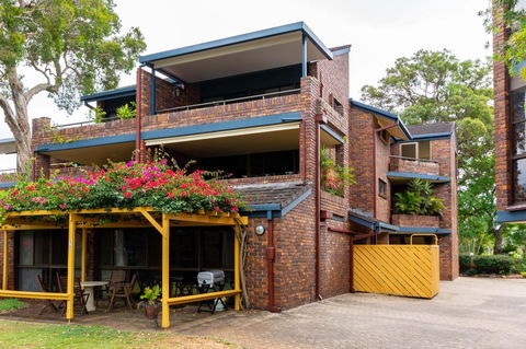 Spacious Family Unit With Incredible Views. - Tourism TAS 2