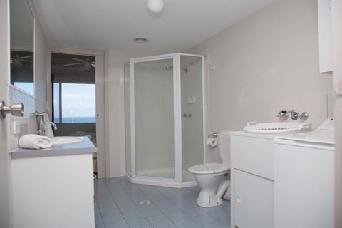 Samarinda Jewel By The Sea - Hobart Tourism 5
