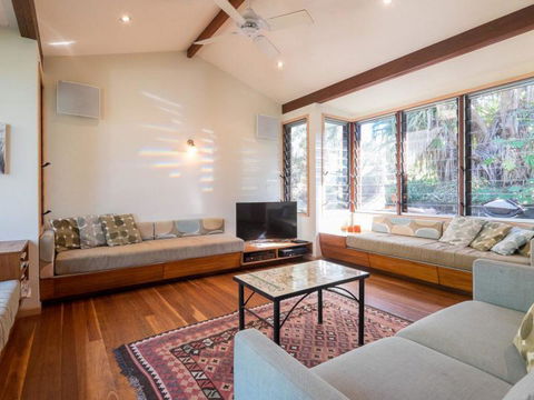 Laguna House - Hobart Tourism 4