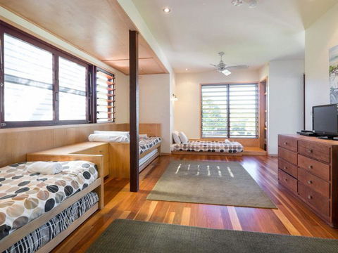 Laguna House - Hobart Tourism 1