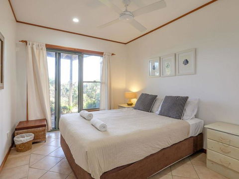 Claytons 1 By Discover Stradbroke - Hobart Tourism 14