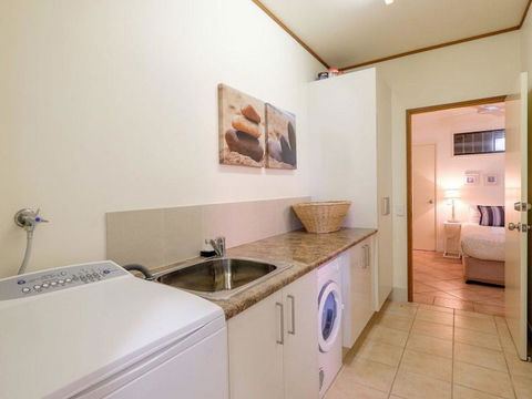 Claytons 1 By Discover Stradbroke - Hobart Tourism 20
