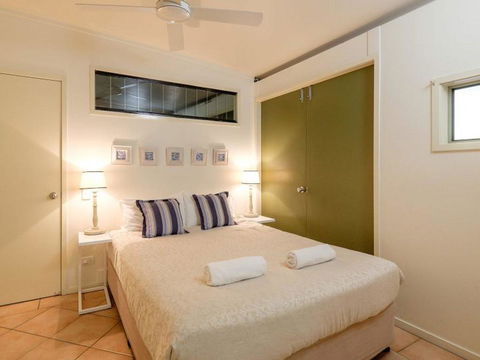 Claytons 1 By Discover Stradbroke - Hobart Tourism 11