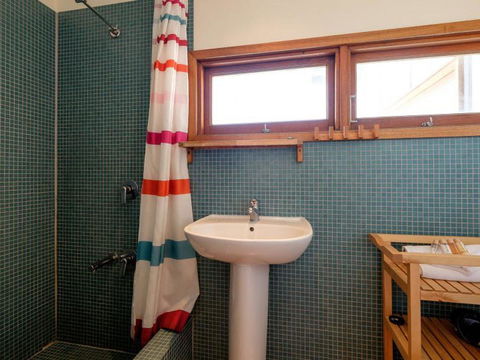 Eddies Place - Hobart Tourism 17