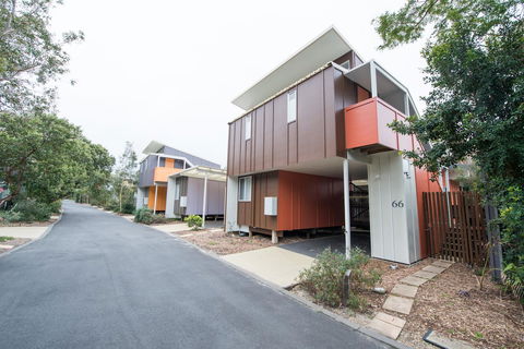 Allure Stradbroke Resort - Hobart Tourism 19
