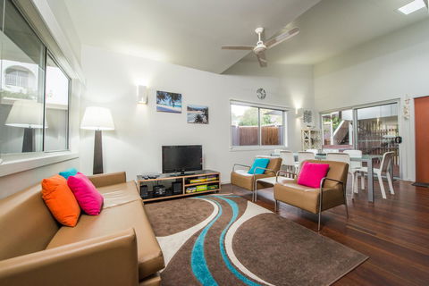 Allure Stradbroke Resort - Hobart Tourism 26
