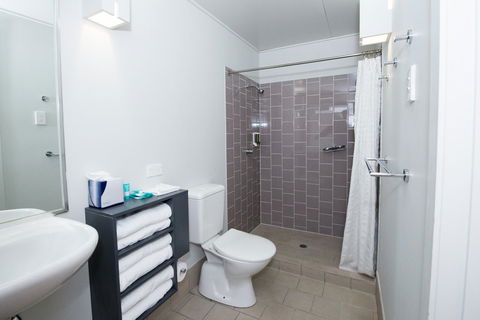 Allure Stradbroke Resort - Hobart Tourism 25