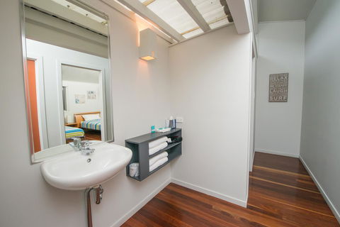 Allure Stradbroke Resort - Hobart Tourism 36