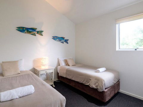 Beachies 3 - Hobart Tourism 7