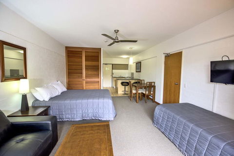 Anchorage On Straddie - Hobart Tourism 35