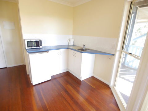 Blue House - Hobart Tourism 18