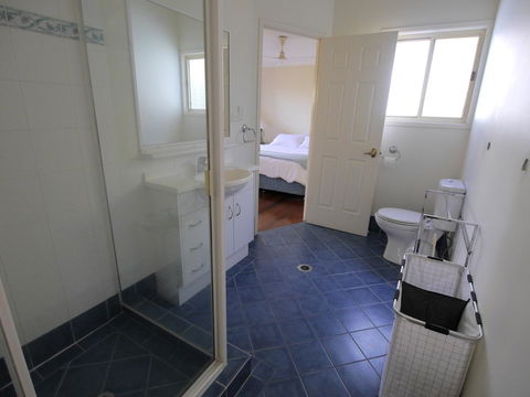 Blue House - Hobart Tourism 11