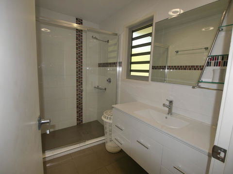 Allora 1 - Hobart Tourism 11
