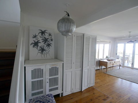 Annie's White House - Hobart Tourism 26