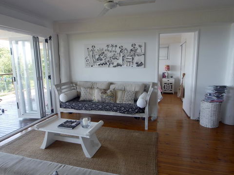 Annie's White House - Hobart Tourism 16