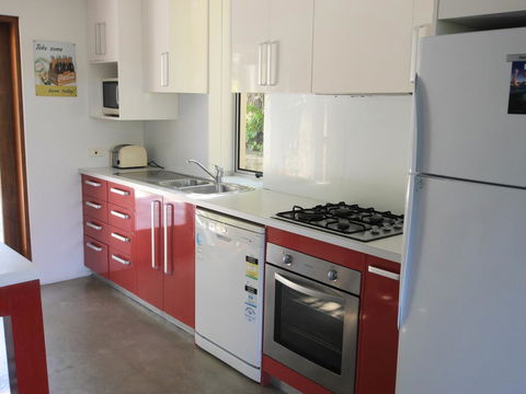 A AAA C-SHACK - Tourism TAS 10