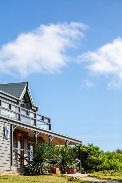 Mountain Seas Lodge - Tourism TAS 1