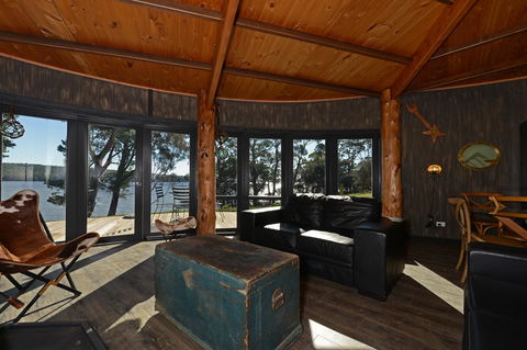 Taylors Bay Cottage - Tourism TAS 3