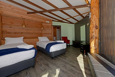 Taylors Bay Cottage - Tourism TAS 8