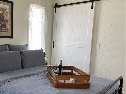 #Beach Shack On Oceanic - Hobart Tourism 1