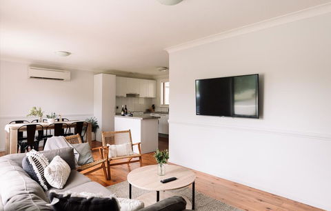 'Comfy & Cosy' - Close To Hospital, Cadia And Early Riser CafÃ© - Hobart Tourism 1