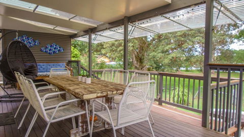 'RIVERSIDE RETREAT' 544 Ocean Drive, North Haven - Hobart Tourism 0