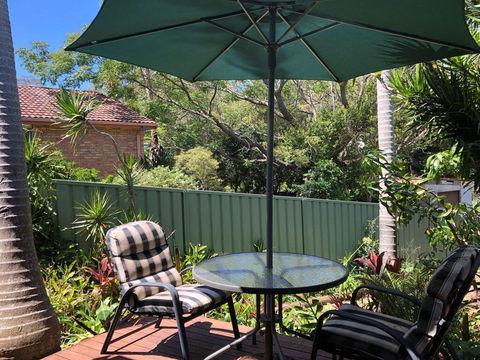 'Sandy Palms' 28 Moorooba Cr - Beautiful Home With Wifi, Air-con And Boat Parking - Hobart Tourism 3