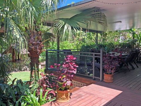'Sandy Palms' 28 Moorooba Cr - Beautiful Home With Wifi, Air-con And Boat Parking - Hobart Tourism 0