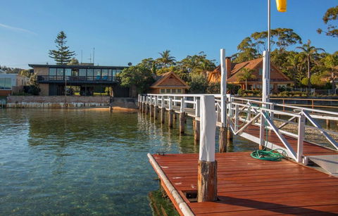 'Southwind' On Main Street - Hobart Tourism 0