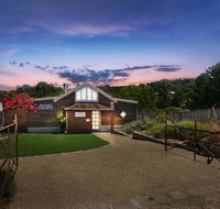'The Coach House' At Lochiel - Hobart Tourism