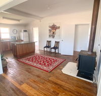 'The Wattles' - True Country Escape Near Wineries - Borenore - Hobart Tourism