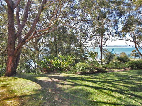 1 'Fiddlers Green' 62 Magnus Street - Ground Floor Unit Close To CBD - Hobart Tourism 1