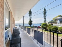 Book Shoal Bay Accommodation Vacations Tourism TAS Tourism TAS