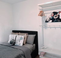 1 Private Double Room In Carramar 1-minute to Station - SHAREHOUSE - Hobart Tourism