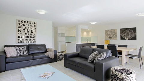 1/56 Lawson Street@Clarkes Beach - Hobart Tourism 0