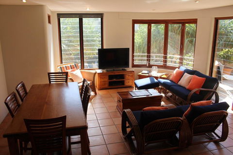 1/9 Marine Parade, Wategos Beach - Beachbound - Hobart Tourism 2