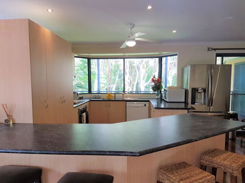 10 Naiad Court -Beach Retreat In The Bush - Tourism TAS 2