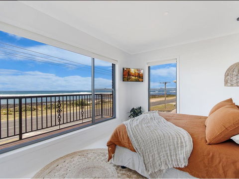 10 OCEAN VILLA - Hobart Tourism 0